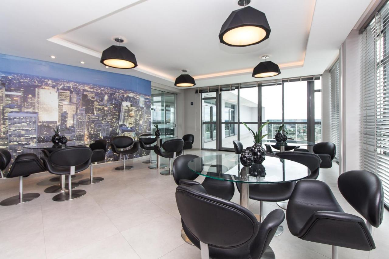 Estilo E Sofisticacao - Studio Central - 7Th015 库里提巴 外观 照片